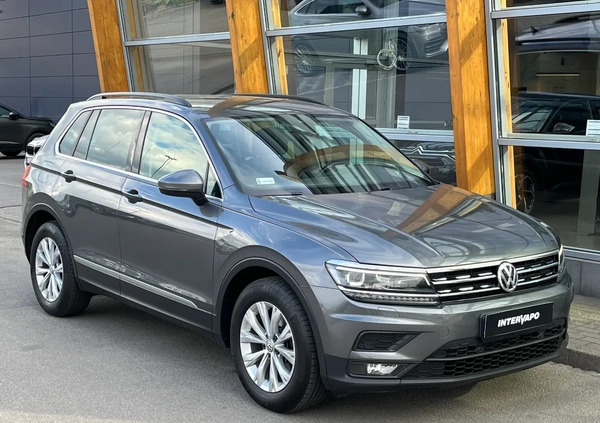 Volkswagen Tiguan cena 92899 przebieg: 99600, rok produkcji 2018 z Gdańsk małe 277